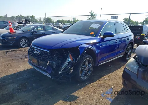 2022 Audi Q5 Prestige 55 Tfsi E S Line Quattro S Tronic z USA, uszkodzony, nr VIN WA1F2AFY0N2068747